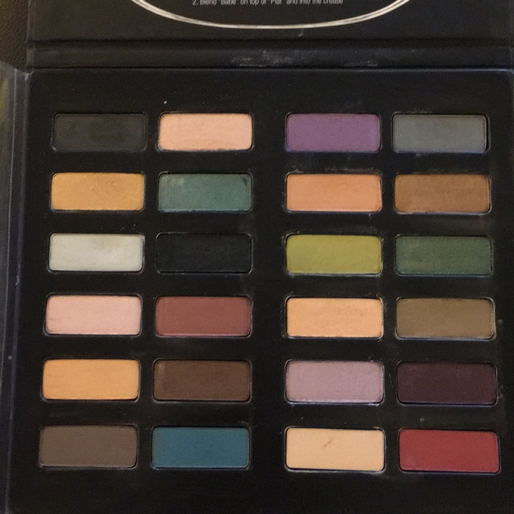 Rare KVD Spellbinding Eyeshadow Book Palette